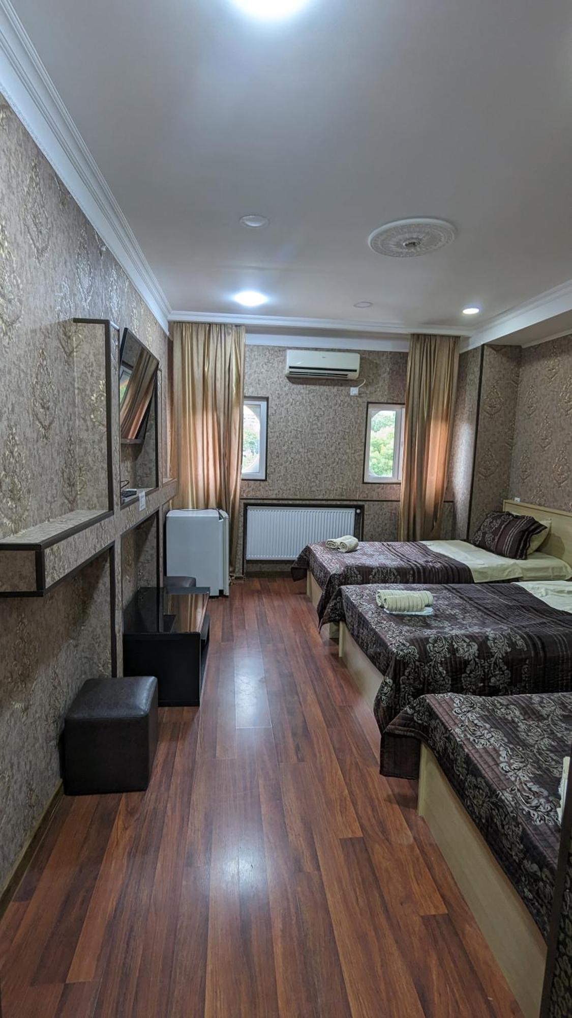 Dkd-Bridge Hotel Tbilisi Ngoại thất bức ảnh